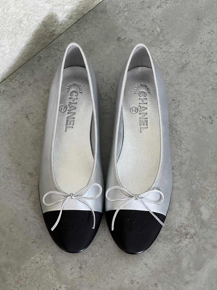 Black  Head Ch. Ballet Flats