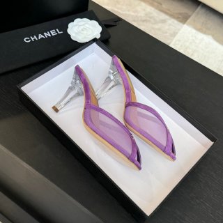 Ch. Kitten Heels