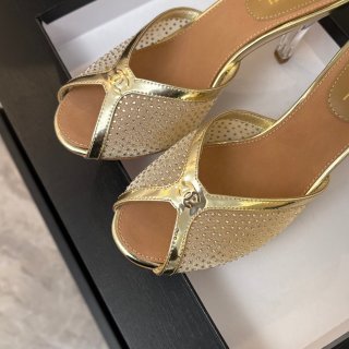 Ch. Kitten Heels