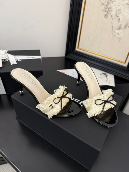 Ch. Kitten Heel