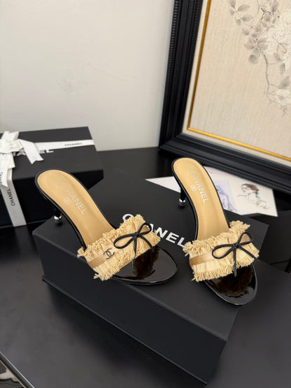 Ch. Kitten Heel