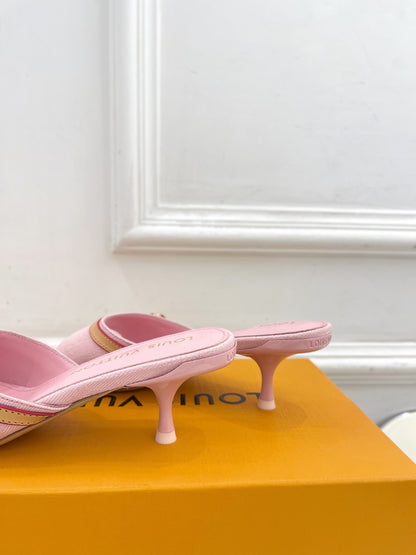 L.V. Kitten Heels