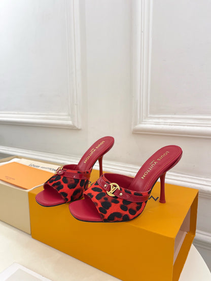 L.V. Kitten Long Heels